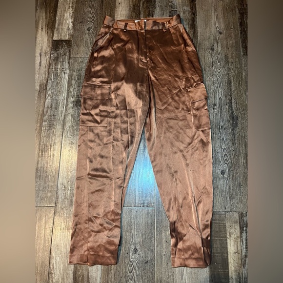 Babaton Refined Satin Cargo Pant in Copper Size 4 - Picture 2 of 8